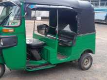 Bajaj 4 Stroke 2010 Three Wheel