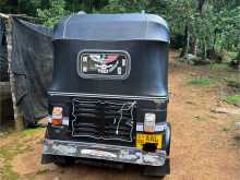 https://riyasewana.com/uploads/bajaj-4-stork-2013-1922084112112.jpg