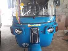 Bajaj 4 Stroke 2012 Three Wheel