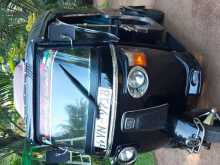 Bajaj 4 Stroke 2011 Three Wheel