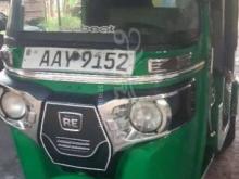 Bajaj 4 Stroke 2015 Three Wheel