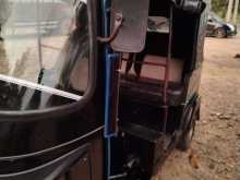 Bajaj 4 Stroke 2010 Three Wheel