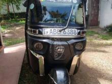 Bajaj 4 Stroke 2016 Three Wheel