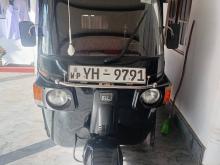 Bajaj 4 Stroke 2010 Three Wheel
