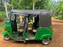 https://riyasewana.com/uploads/bajaj-4-storke-2013-1520244612993.jpg