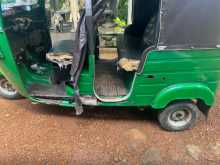 https://riyasewana.com/uploads/bajaj-4-storke-2013-2312514812193.jpg