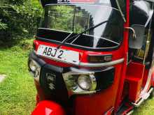 Bajaj 4 Stroke 2016 Three Wheel