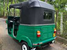 https://riyasewana.com/uploads/bajaj-4-storke-291153354082.jpg