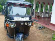 Bajaj 4 Stroke 2013 Three Wheel