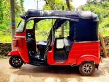 Bajaj 4 Stroke 2007 Three Wheel