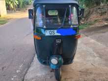 Bajaj 4 Stroke 2009 Three Wheel