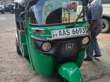 Bajaj 4 Stroke 2014 Three Wheel