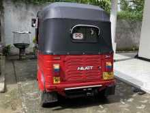 https://riyasewana.com/uploads/bajaj-4-strock-2612091722032.jpg