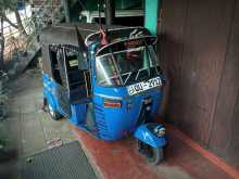 Bajaj 4 Stroke 2009 Three Wheel