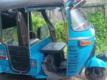 https://riyasewana.com/uploads/bajaj-4-strock-271300314673.jpg