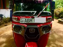 Bajaj 4 Stroke 2016 Three Wheel