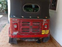 Bajaj 4 Stroke 2016 Three Wheel
