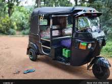Bajaj 4 Stroke 2011 Three Wheel
