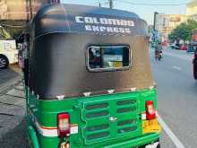 https://riyasewana.com/uploads/bajaj-4-strock-41904144143.jpg