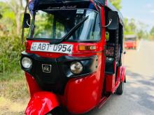 Bajaj RE 2019 Three Wheel