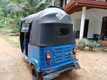 https://riyasewana.com/uploads/bajaj-4-strok-121205144263.jpg