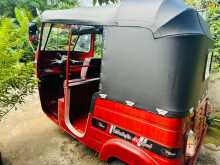 https://riyasewana.com/uploads/bajaj-4-strok-171151344632.jpg