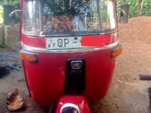 Bajaj 4 Strok 2008 Three Wheel