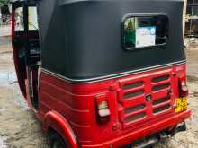 https://riyasewana.com/uploads/bajaj-4-strok-2017-275162112443.jpg