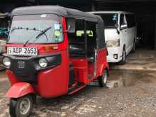 https://riyasewana.com/uploads/bajaj-4-strok-2017-305504712102.jpg