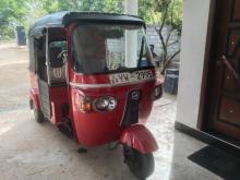 Bajaj 4 Stroke 2011 Three Wheel
