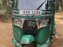 Bajaj 4 Stroke 2015 Three Wheel