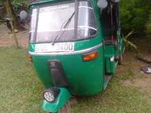 Bajaj 4 Stroke 2007 Three Wheel