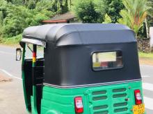 https://riyasewana.com/uploads/bajaj-4-stroke-108443724281.jpg