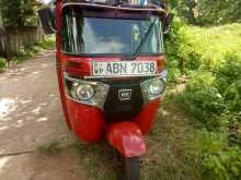 Bajaj 4 Stroke 2016 Three Wheel