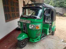 Bajaj 4 Stroke 2012 Three Wheel