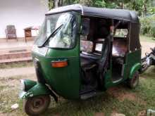 https://riyasewana.com/uploads/bajaj-4-stroke-111440034011.jpg