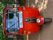 https://riyasewana.com/uploads/bajaj-4-stroke-11156174013.jpg