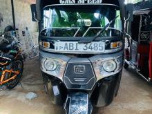 Bajaj 4 Stroke 2015 Three Wheel