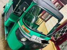 Bajaj 4 Stroke 2014 Three Wheel