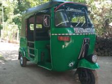 https://riyasewana.com/uploads/bajaj-4-stroke-11427086166.jpg