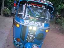Bajaj 4 Stroke 2009 Three Wheel
