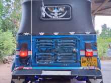 https://riyasewana.com/uploads/bajaj-4-stroke-11731534512.jpg