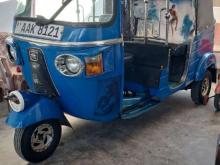 Bajaj 4 Stroke 2013 Three Wheel