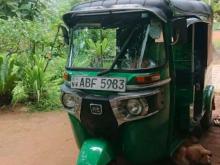 https://riyasewana.com/uploads/bajaj-4-stroke-11938506031.jpg