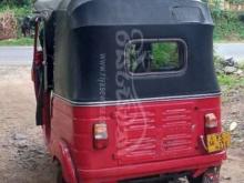 https://riyasewana.com/uploads/bajaj-4-stroke-12100503488251.jpg