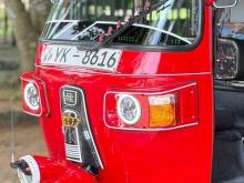 Bajaj 4 Stroke 2011 Three Wheel
