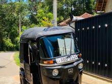 Bajaj 4 Stroke 2015 Three Wheel
