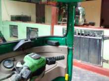 https://riyasewana.com/uploads/bajaj-4-stroke-121330054303.jpg