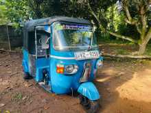 Bajaj 4 Stroke 2012 Three Wheel