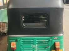https://riyasewana.com/uploads/bajaj-4-stroke-1218312222392.jpg